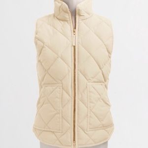 J.Crew tan quilted women’s vest